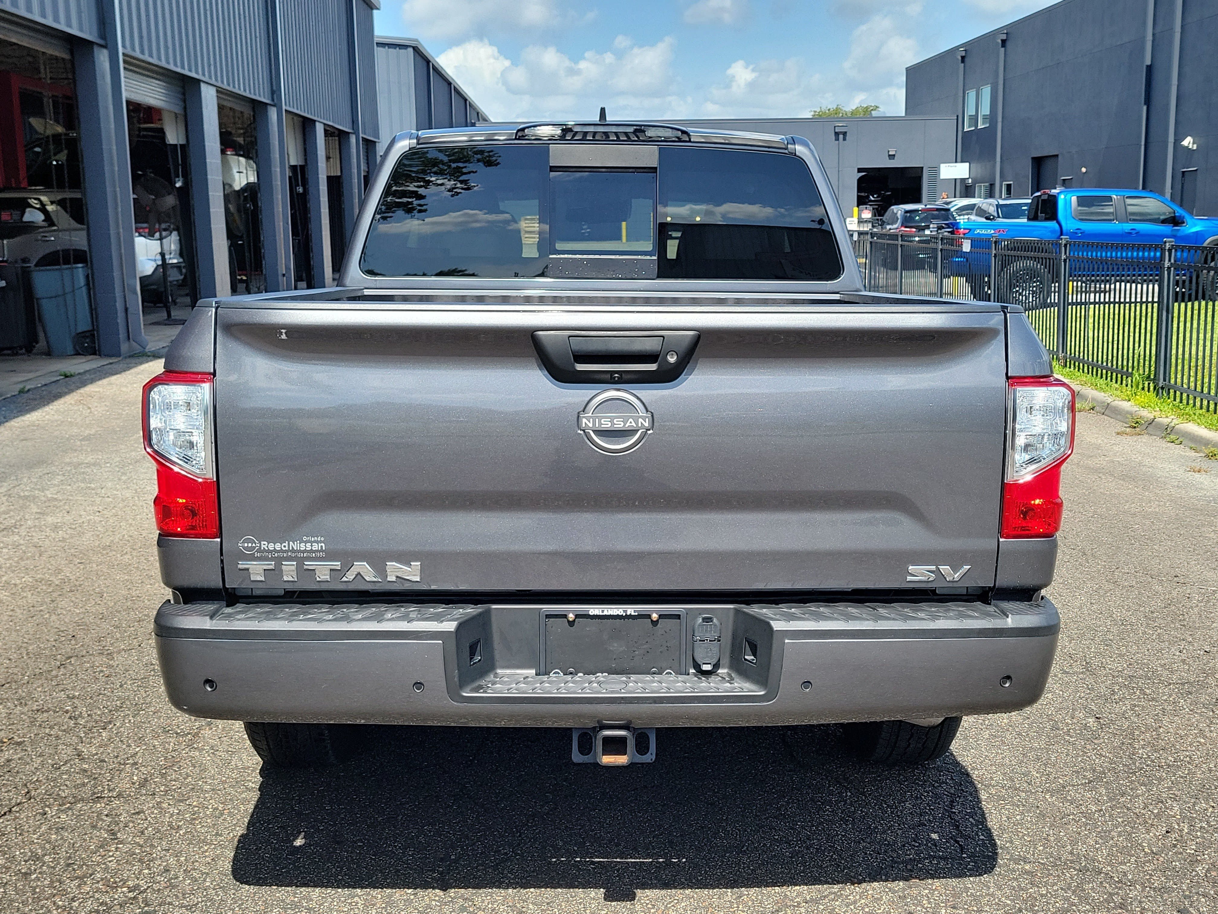 Certified 2024 Nissan Titan SV w/ SV Convenience Package RWD image 5