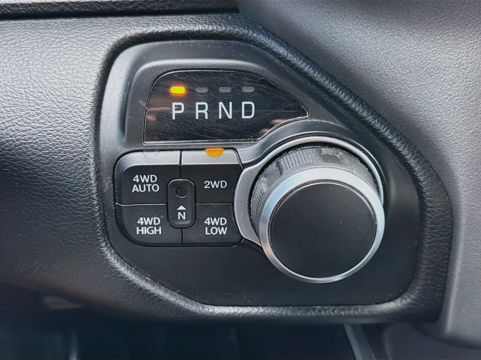 Used 2021 RAM 1500 4x4 Crew Cab image 26