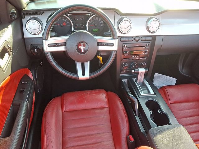 Used 2007 Ford Mustang GT Premium image 2