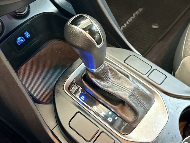 Used 2017 Hyundai Santa Fe Sport FWD image 16