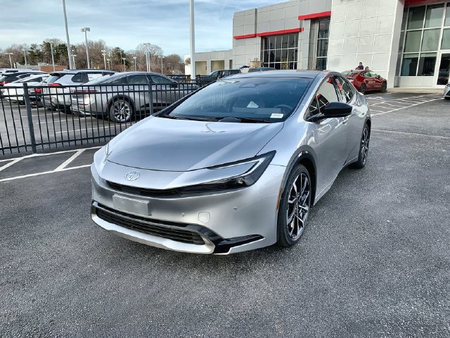 New 2026 Toyota Prius Plug-In Hybrid w/ Limited Premium Package FWD image 4