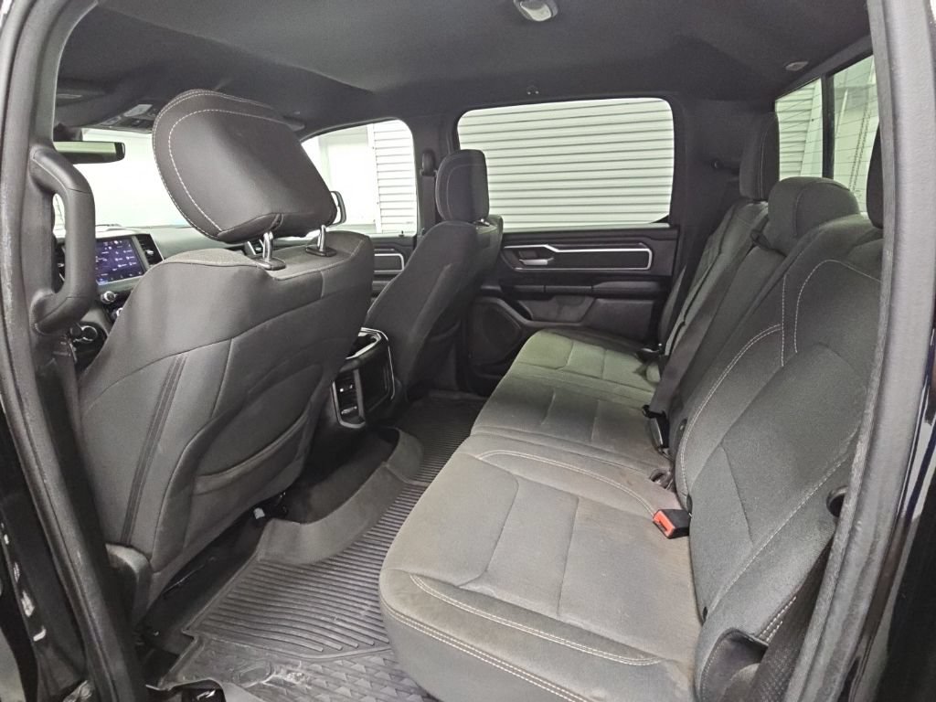 Used 2022 RAM 1500 Big Horn AWD/4WD image 33