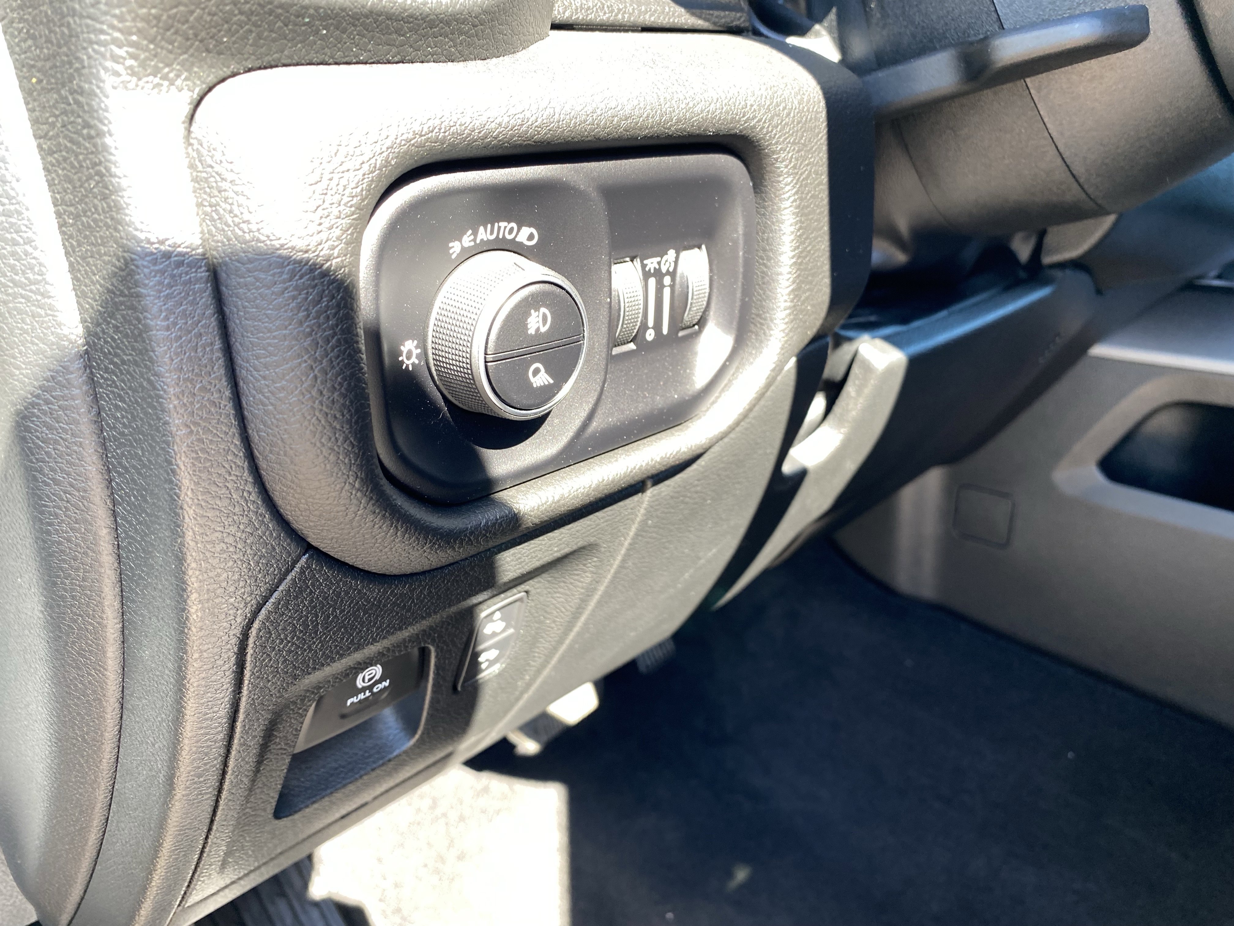 Used 2025 RAM 1500 Big Horn image 19