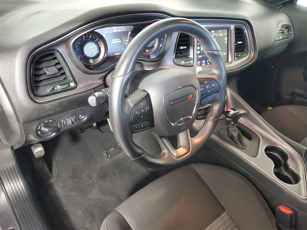 Used 2023 Dodge Challenger R/T w/ Blacktop Package image 9