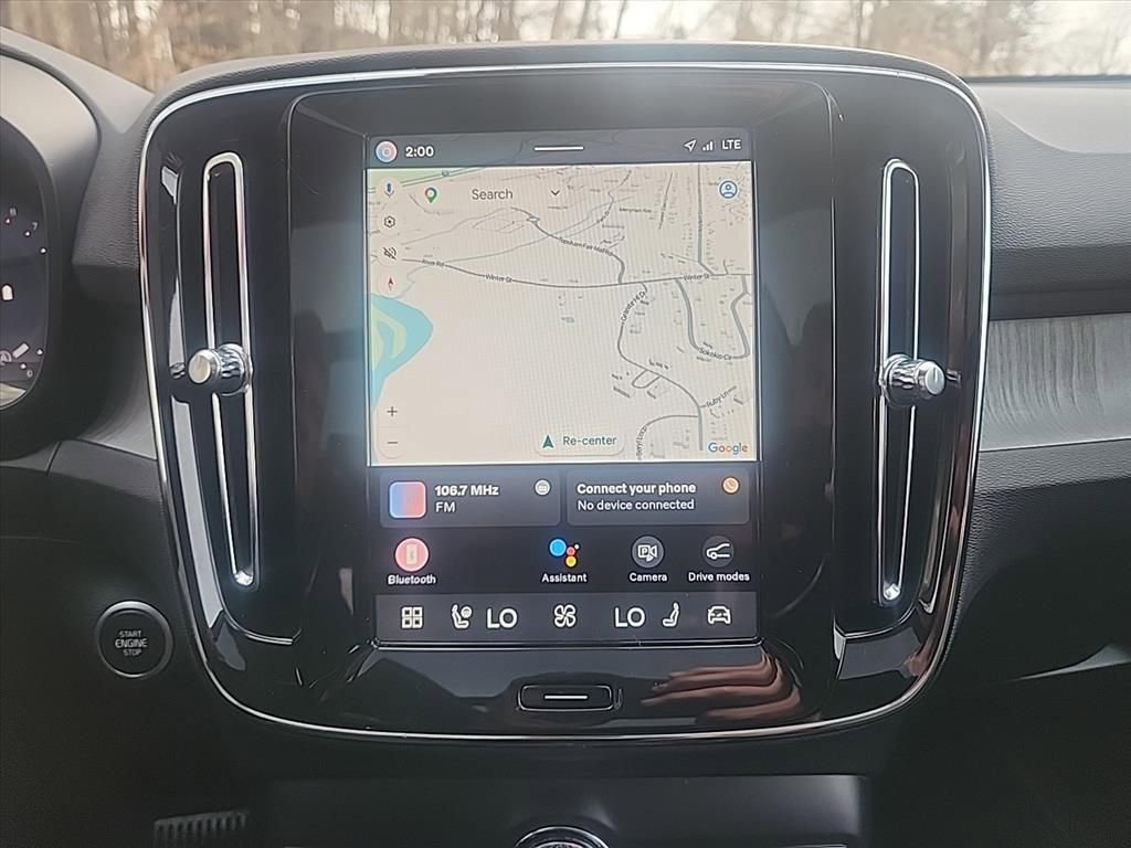 Certified 2025 Volvo XC40 B5 Core AWD/4WD image 21