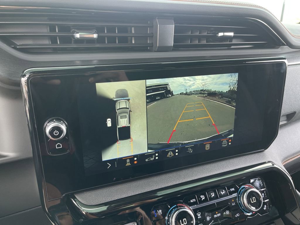 Used 2025 GMC Sierra 1500 AT4 image 15