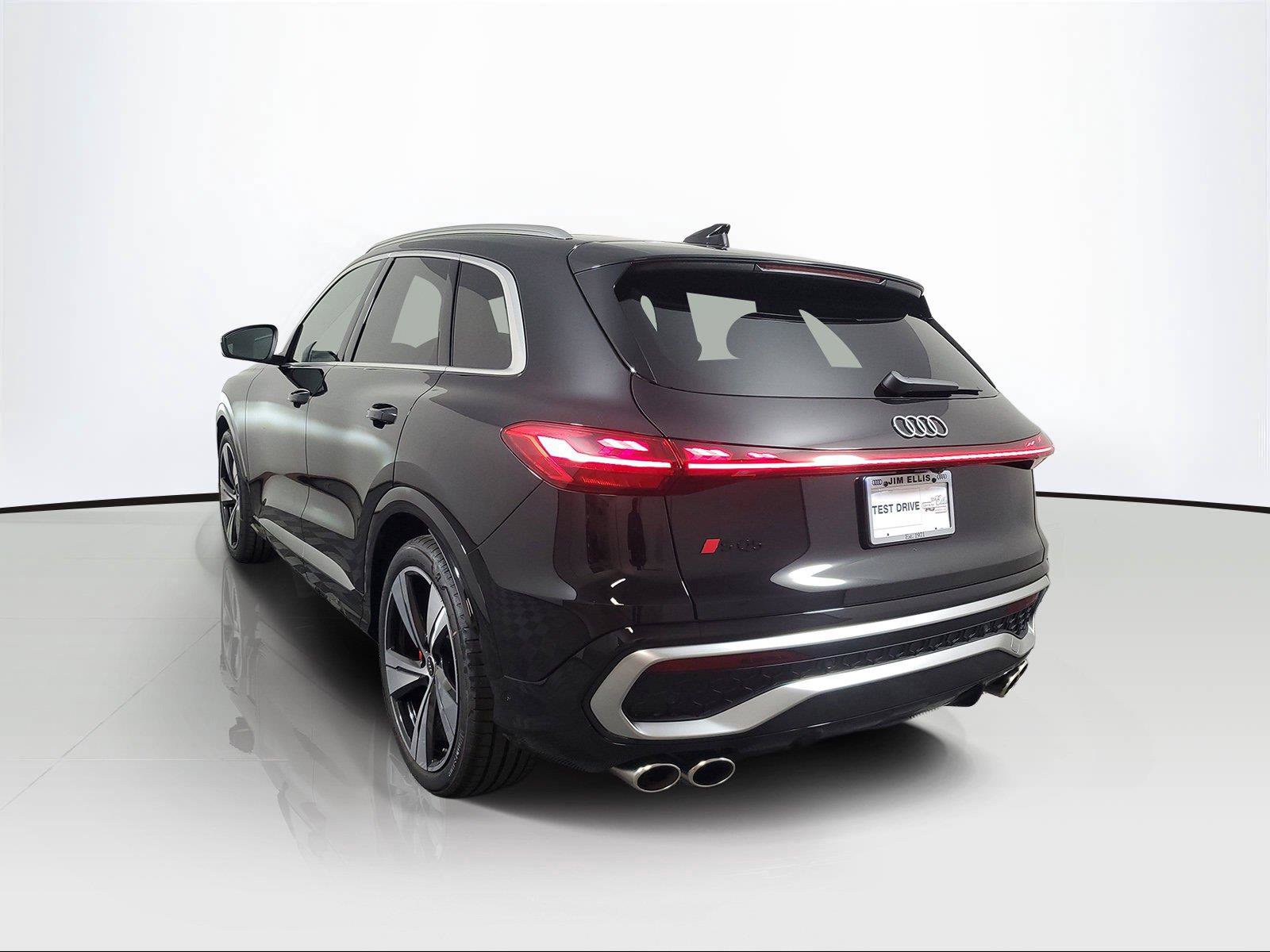 New 2026 Audi SQ5 Prestige AWD/4WD image 4