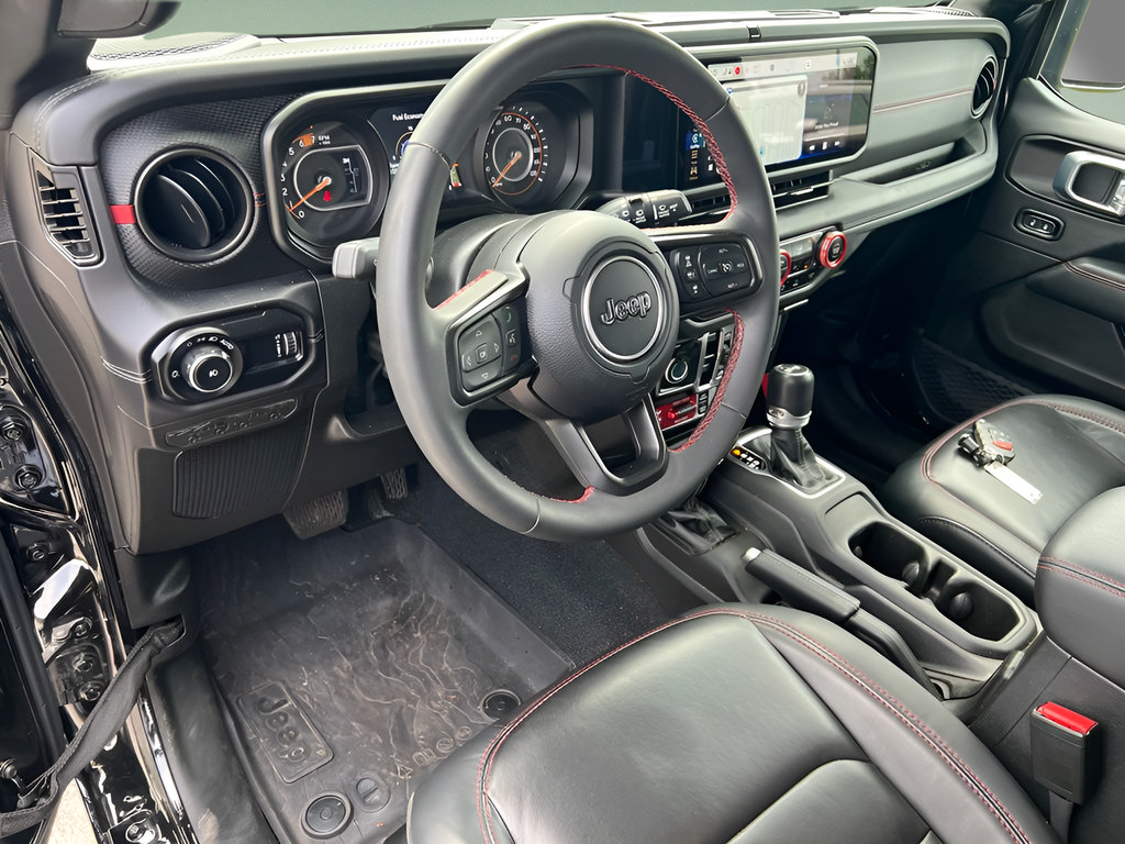 Used 2024 Jeep Wrangler Unlimited Rubicon AWD/4WD image 16