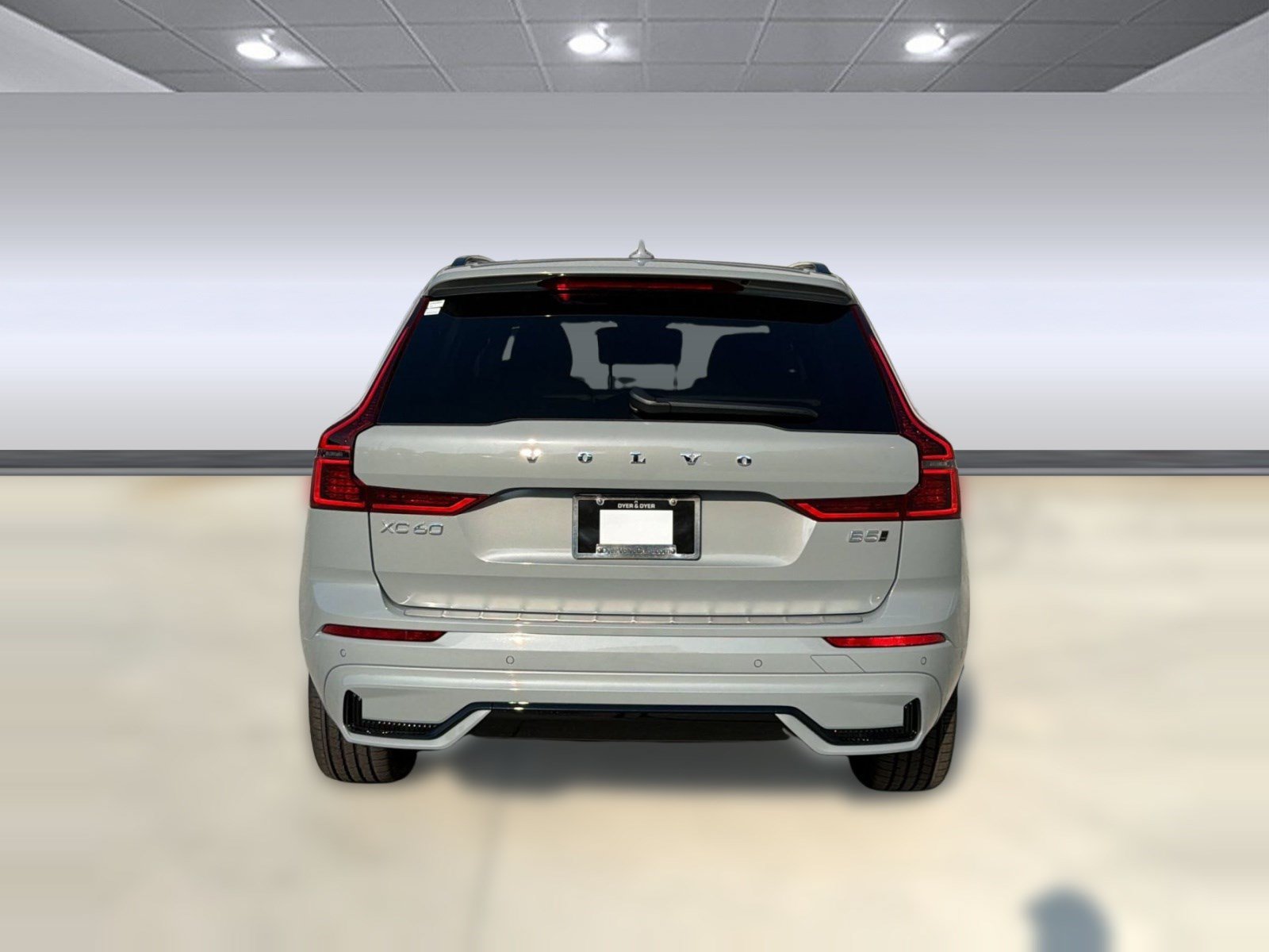 New 2026 Volvo XC60 B5 Plus w/ Protection Package Premier AWD/4WD image 10