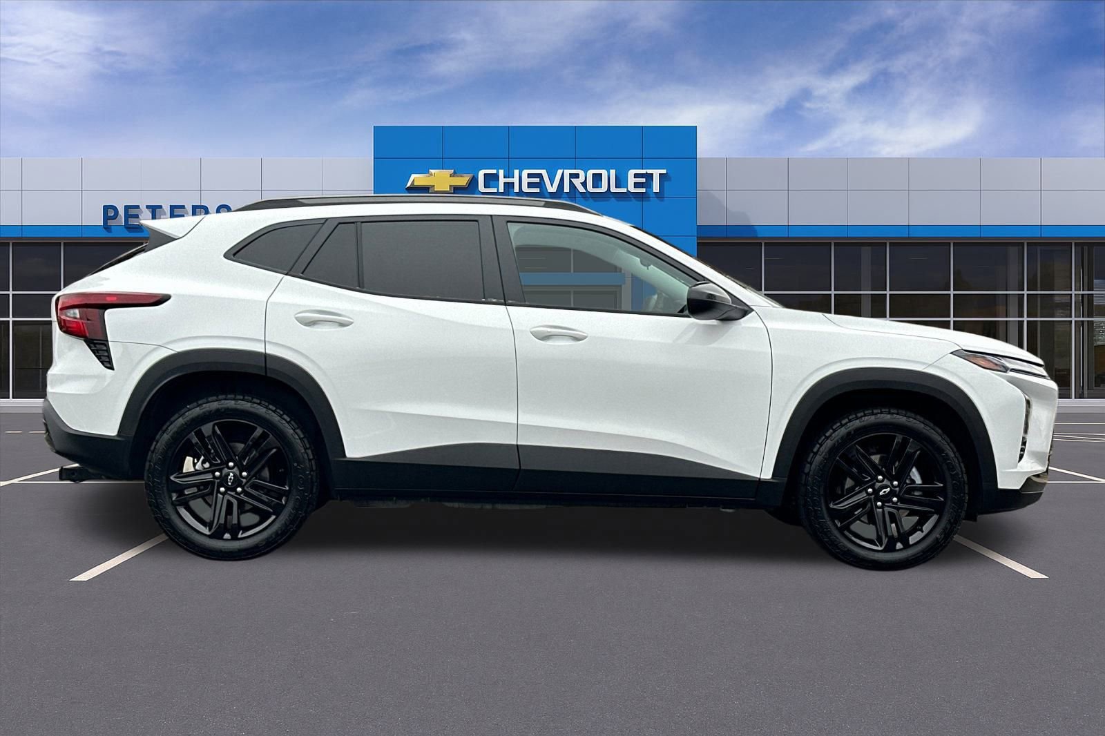 Certified 2025 Chevrolet Trax ACTIV w/ Sunroof Package image 3