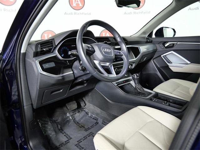 Certified 2022 Audi Q3 2.0T Premium w/ Convenience Package image 17