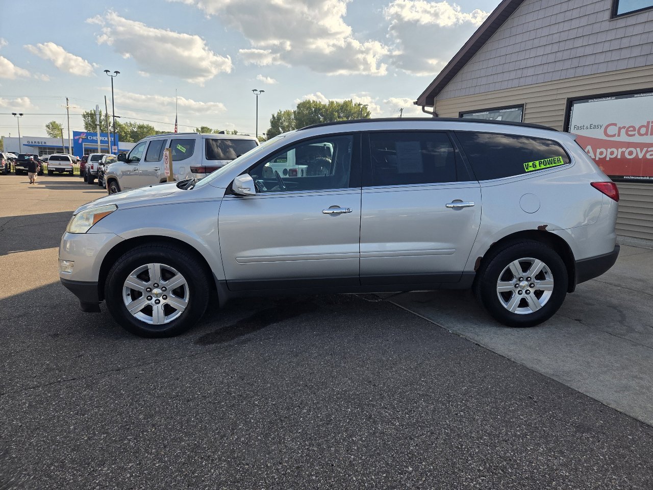 Used 2011 Chevrolet Traverse LT w/ Personal Connectivity Package image 8