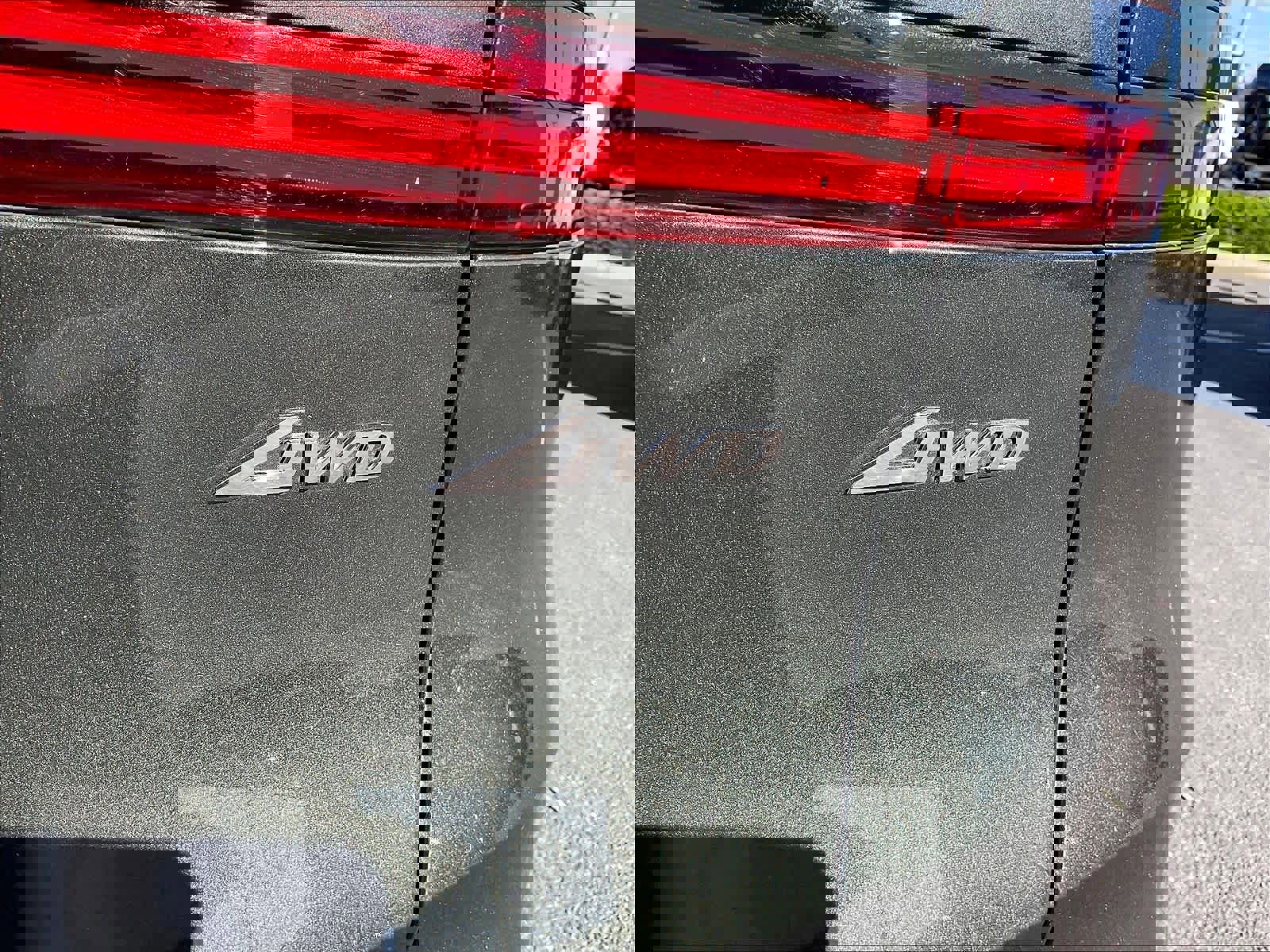 Used 2025 Genesis GV70 2.5T w/ Advanced Package image 9