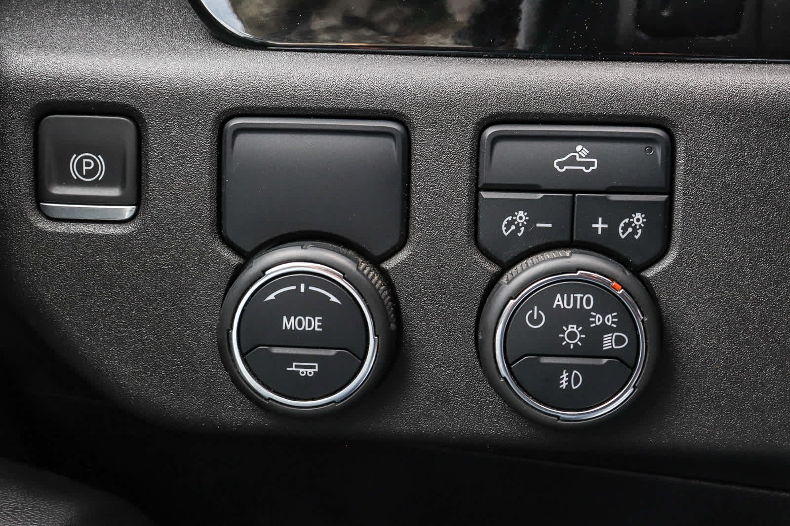 Used 2022 Chevrolet Silverado 1500 RST w/ LPO, Dark Essentials Package RWD image 33