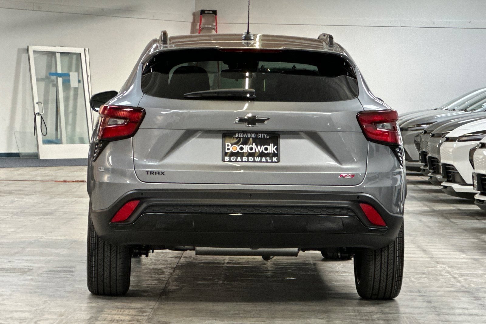 New 2026 Chevrolet Trax RS w/ Sunroof Package FWD image 5