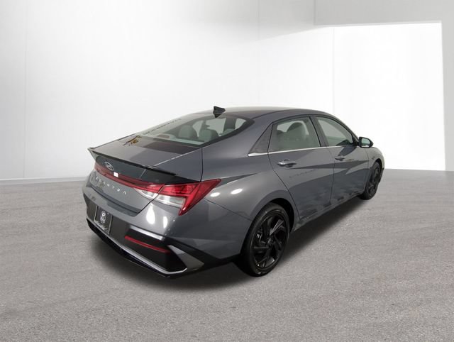 New 2026 Hyundai Elantra SEL Sport Premium FWD image 12