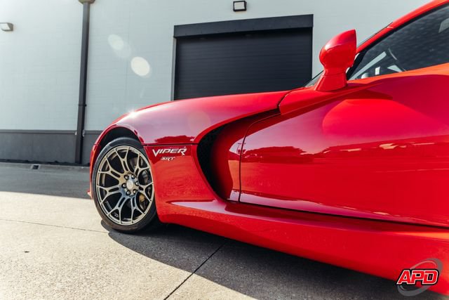 Used 2013 SRT Viper SRT-10 w/ Track Pkg RWD image 28