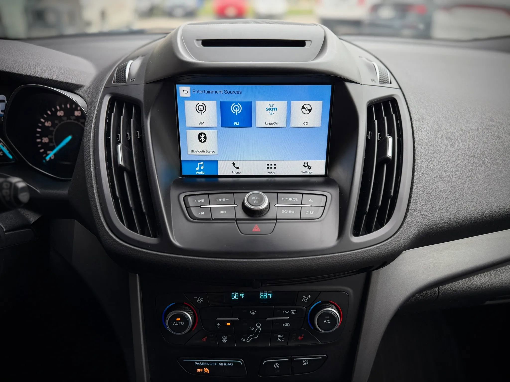 Used 2018 Ford Escape SEL image 14