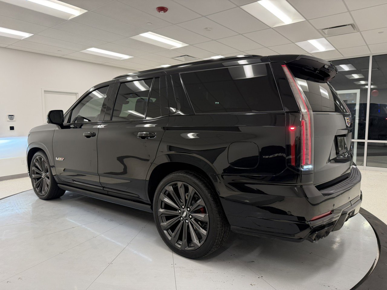 Used 2025 Cadillac Escalade V image 64