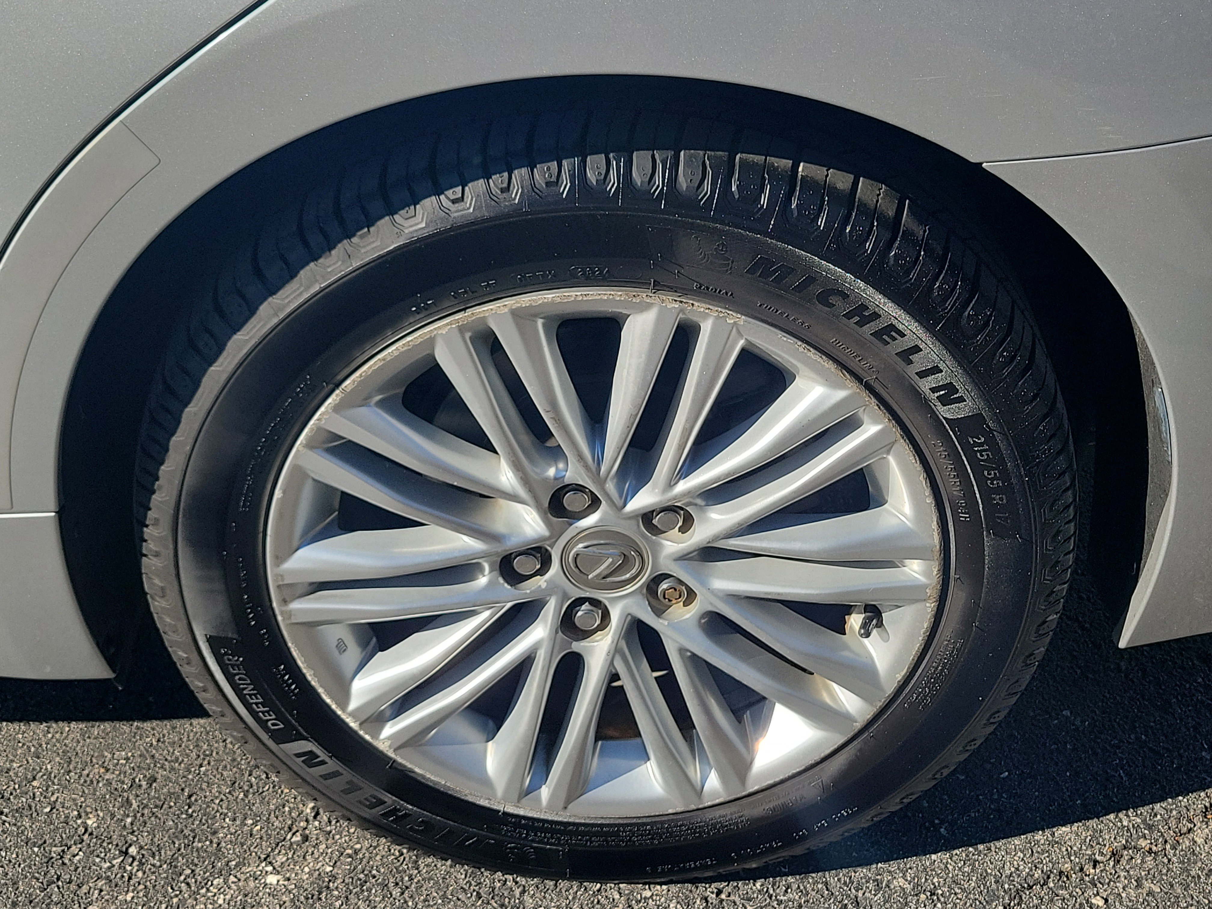 Used 2013 Lexus ES 350 w/ Luxury Pkg image 8