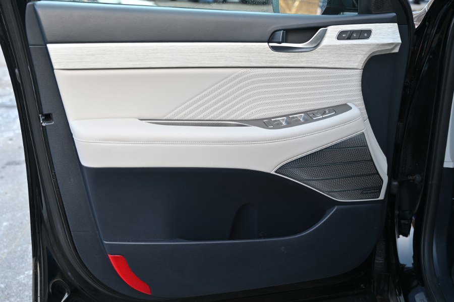 Used 2023 Hyundai Palisade Calligraphy image 29