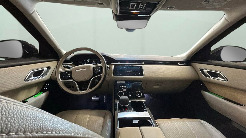 Used 2023 Land Rover Range Rover Velar R-Dynamic S image 9