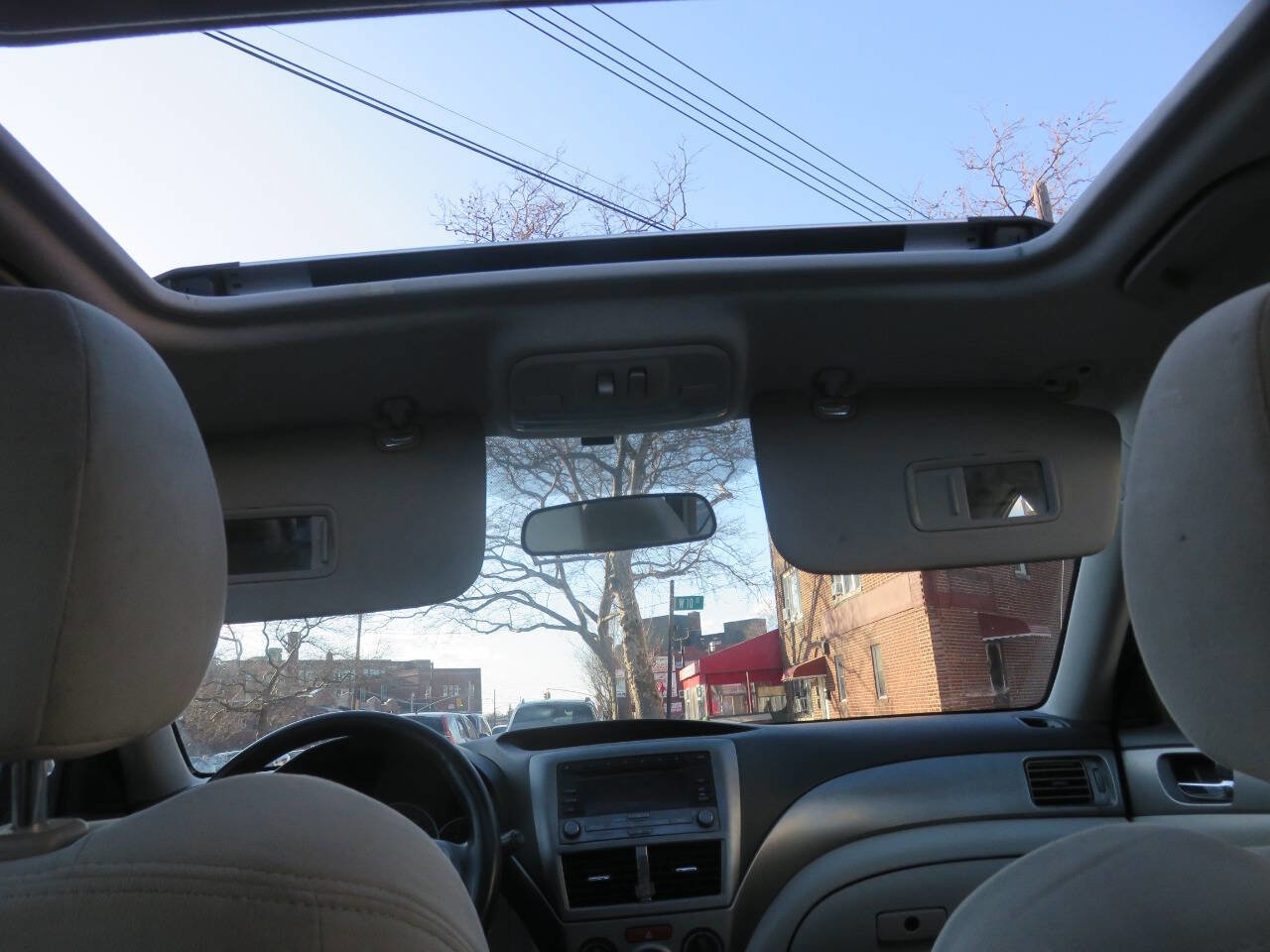 Used 2010 Subaru Impreza 2.5i Premium image 13