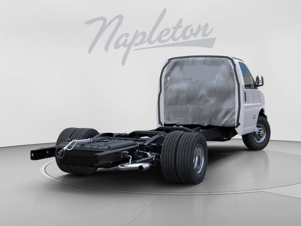 New 2026 Chevrolet Express 3500 w/ Power Convenience Package RWD image 5