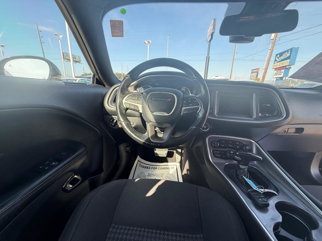 Used 2019 Dodge Challenger R/T RWD image 17