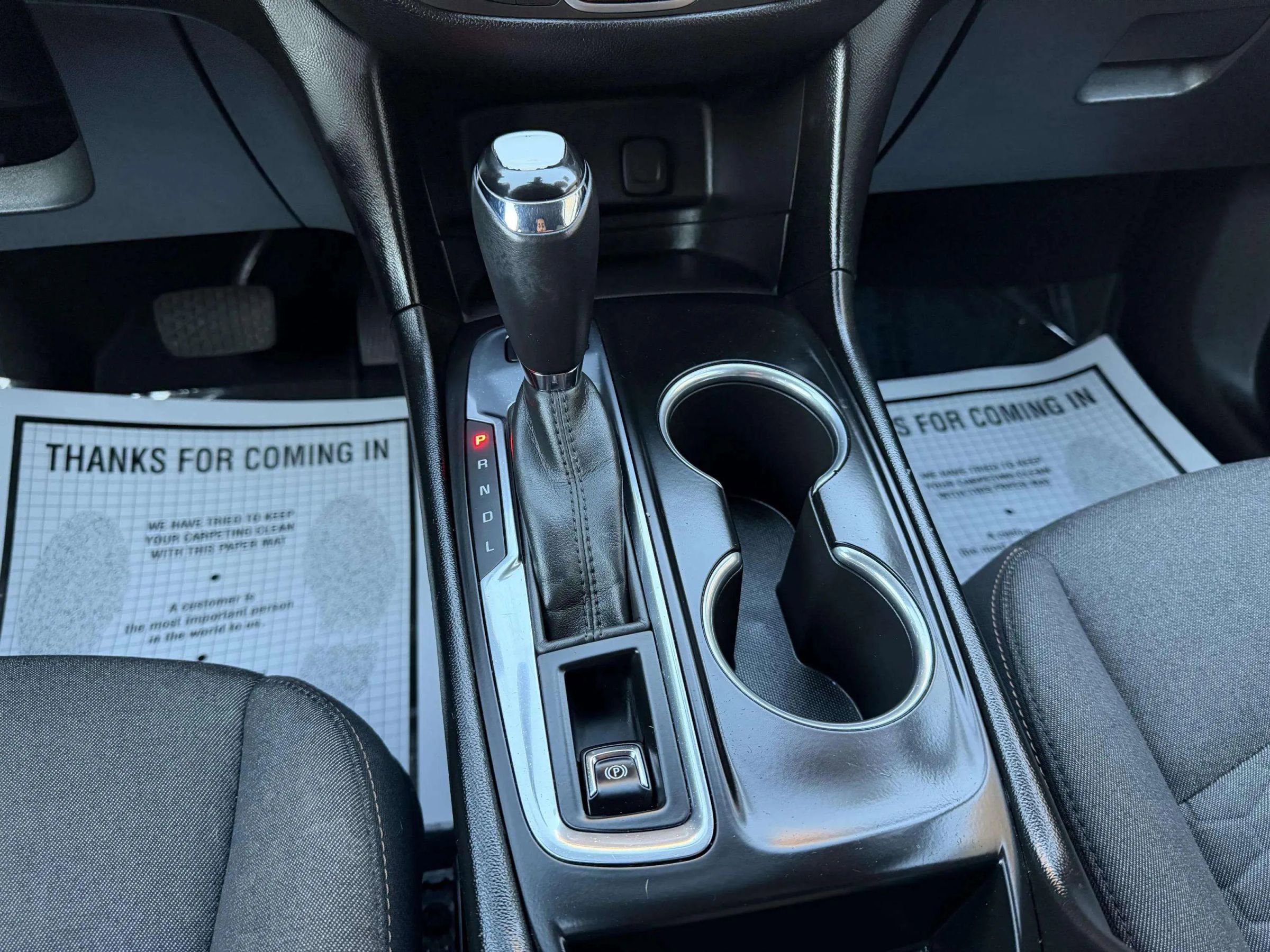 Used 2018 Chevrolet Equinox LT image 24