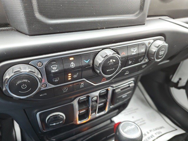 Used 2022 Jeep Gladiator Willys image 25