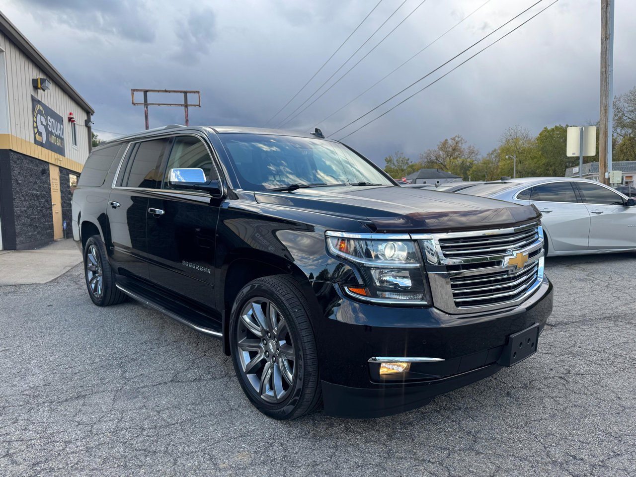 Used 2017 Chevrolet Suburban Premier image 6