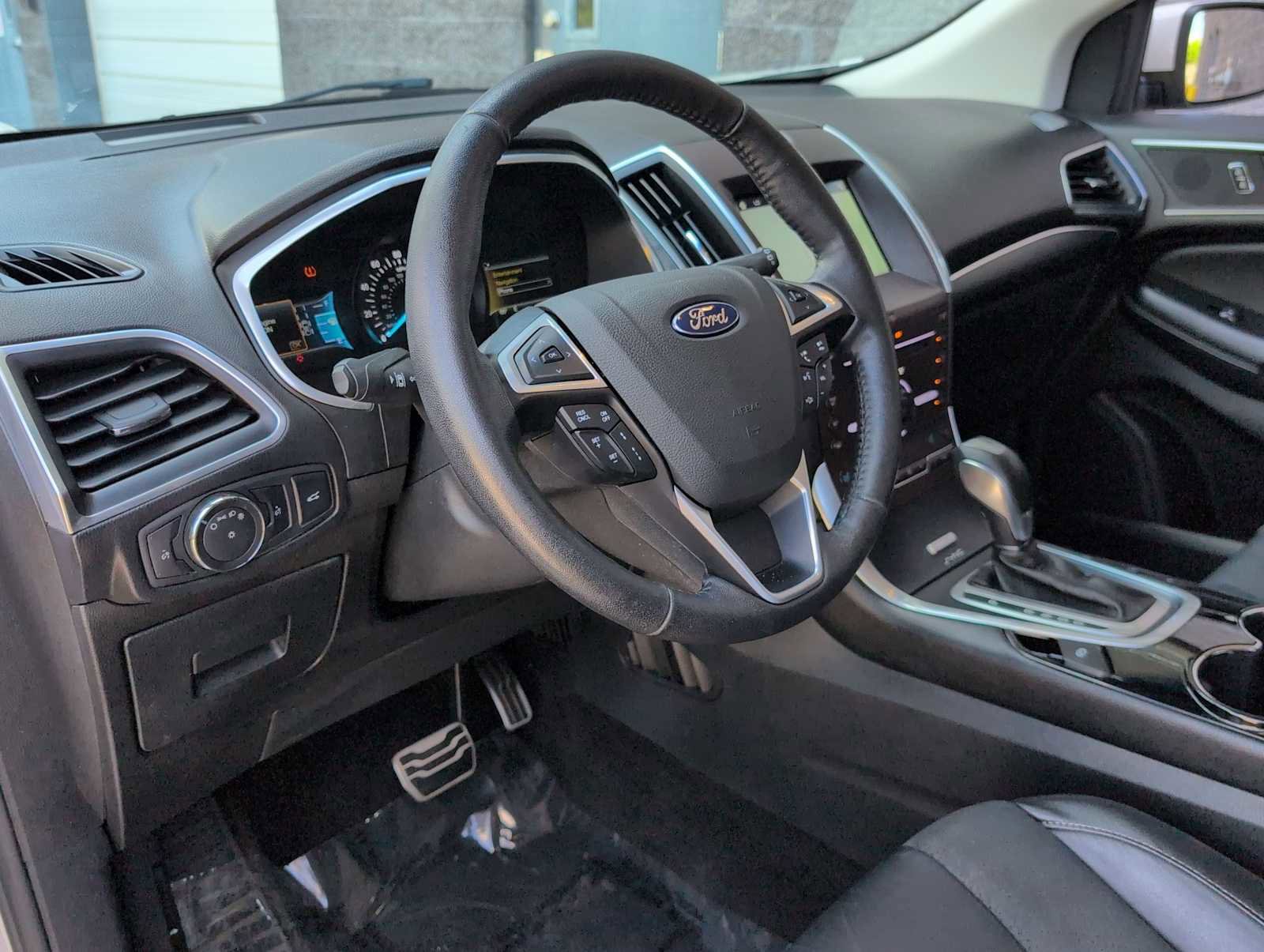 Used 2016 Ford Edge Sport w/ Equipment Group 401A AWD/4WD image 10