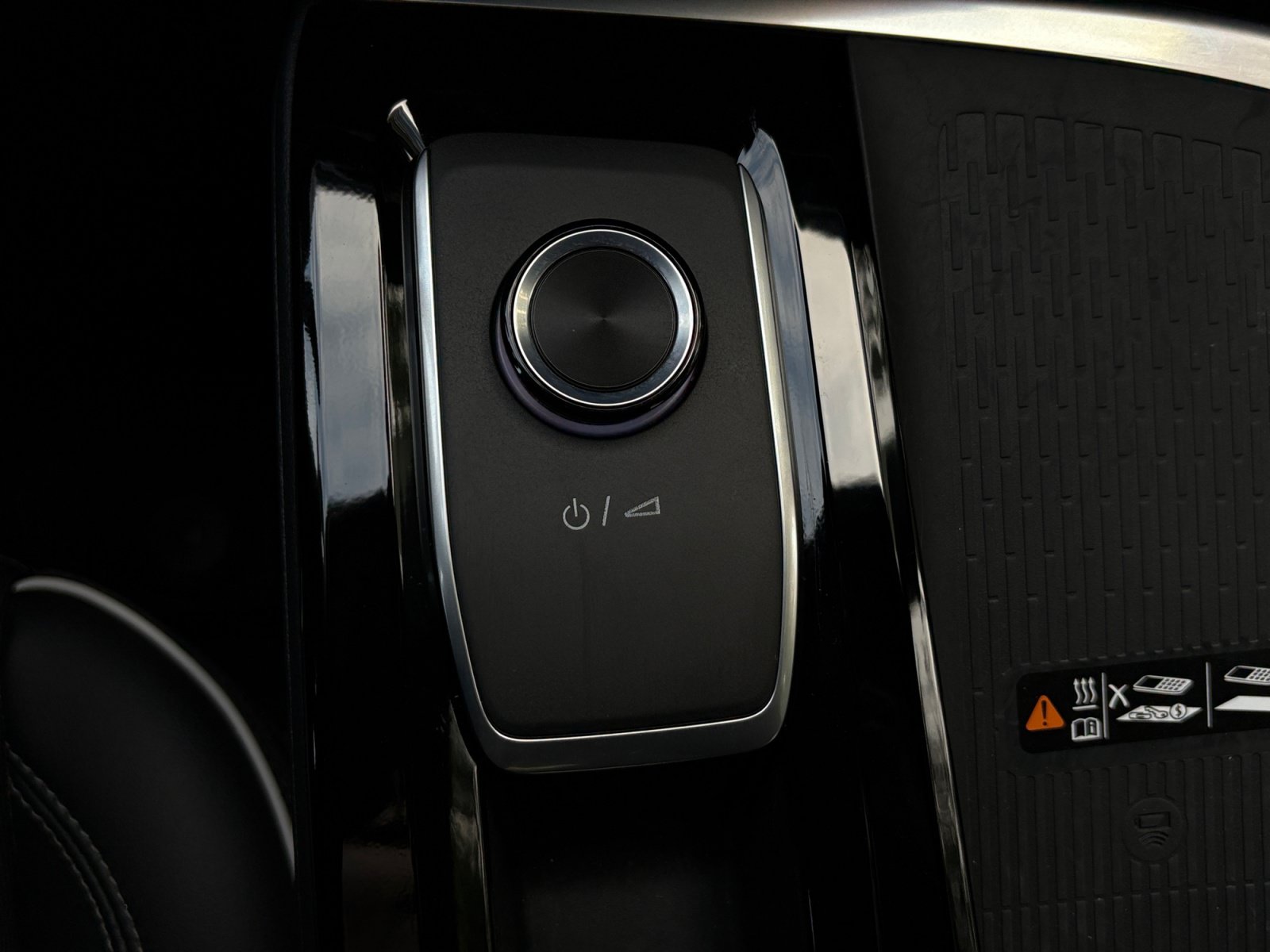 New 2026 Buick Enclave Preferred w/ Power Package FWD image 17