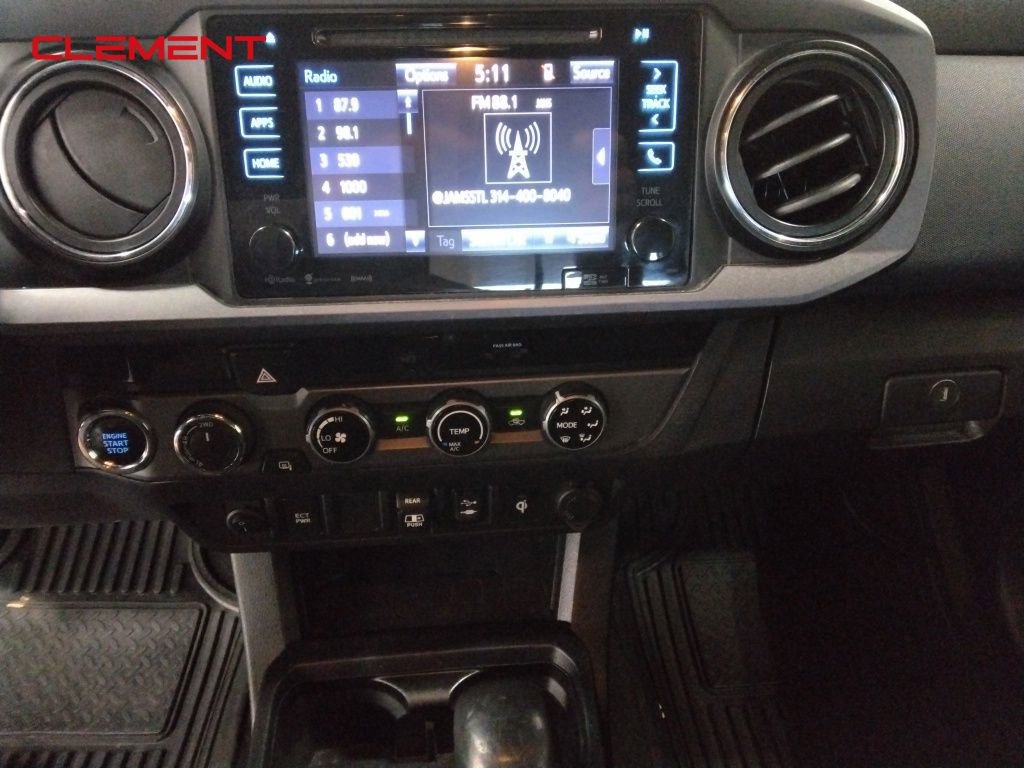 Used 2018 Toyota Tacoma TRD Off-Road image 16