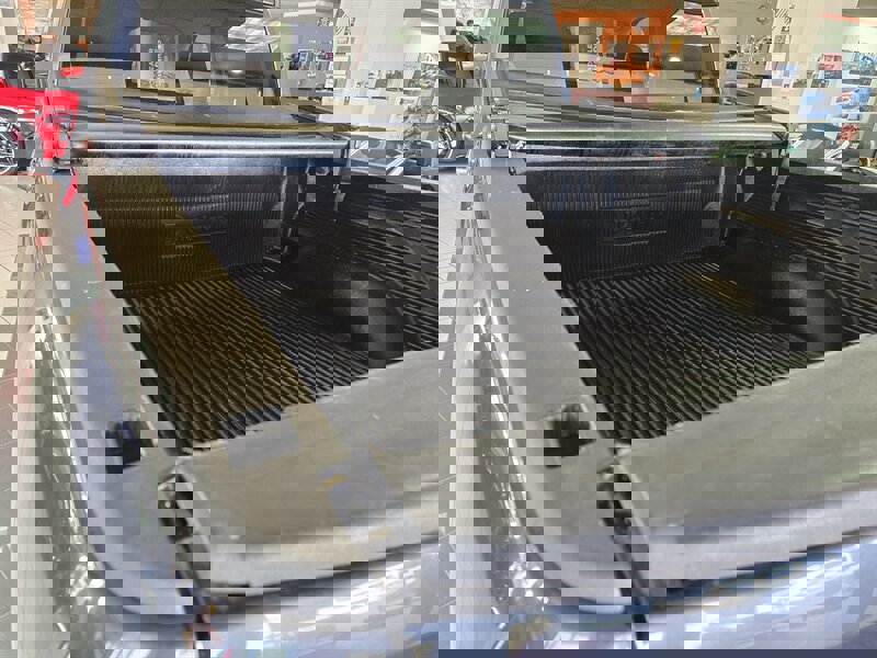 Used 2021 RAM 1500 Classic SLT image 28