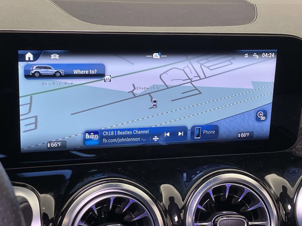 Used 2025 Mercedes-Benz GLB 35 AMG 4MATIC image 28