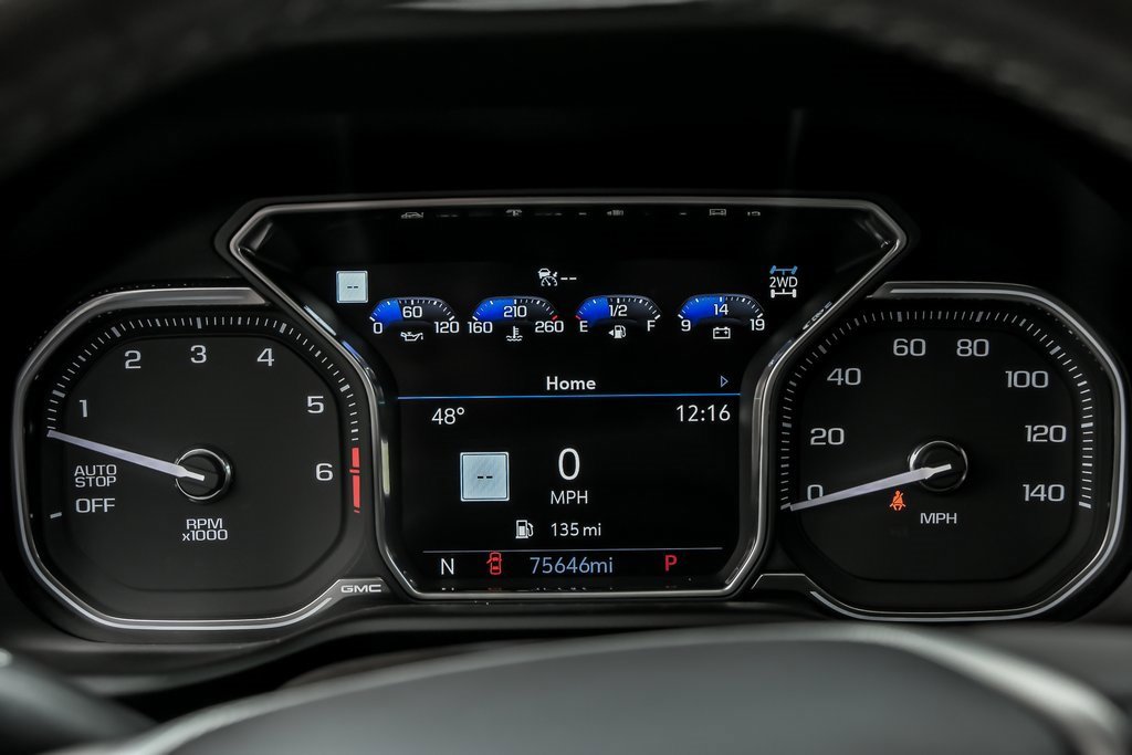 Used 2021 GMC Yukon Denali w/ Denali Premium Package image 20