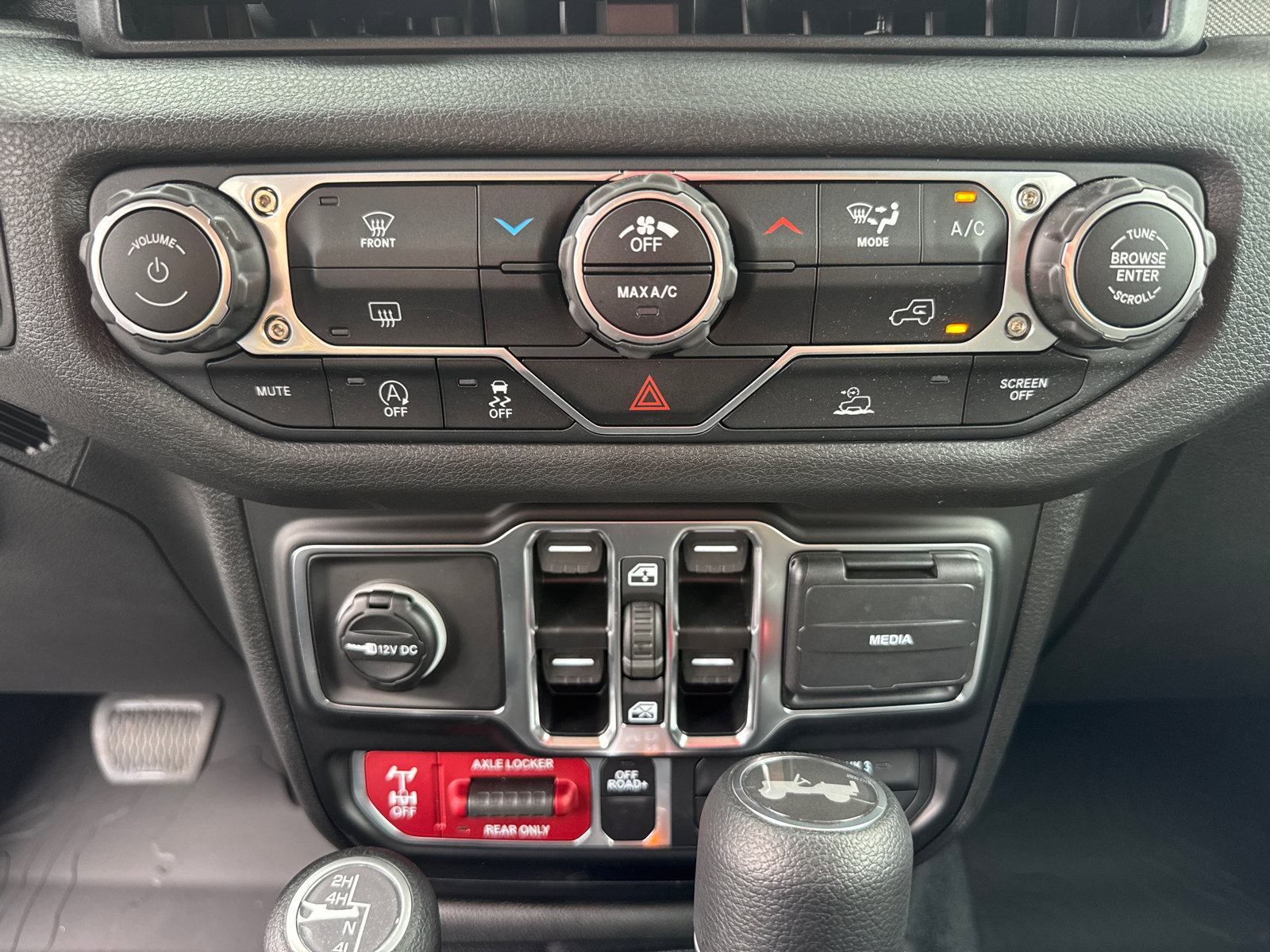 New 2025 Jeep Wrangler Willys image 11