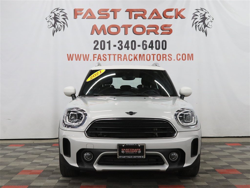 Used 2021 MINI Cooper Countryman ALL4 AWD/4WD image 2