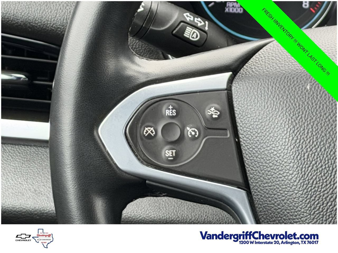 Used 2023 Chevrolet Traverse LT AWD/4WD image 14