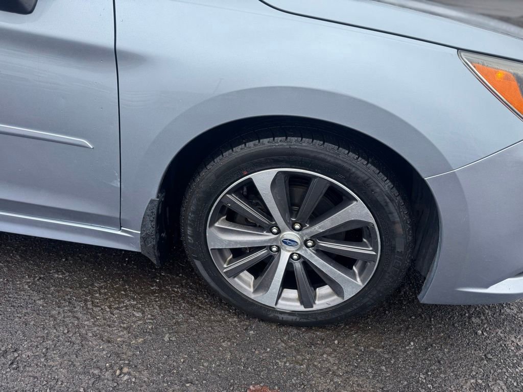 Used 2016 Subaru Legacy 3.6R Limited image 17