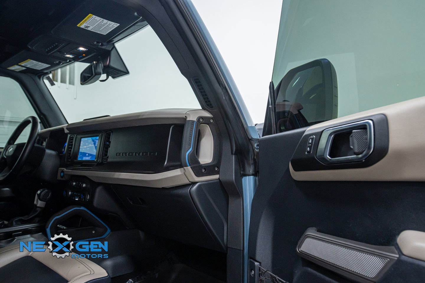 Used 2022 Ford Bronco Wildtrak image 38