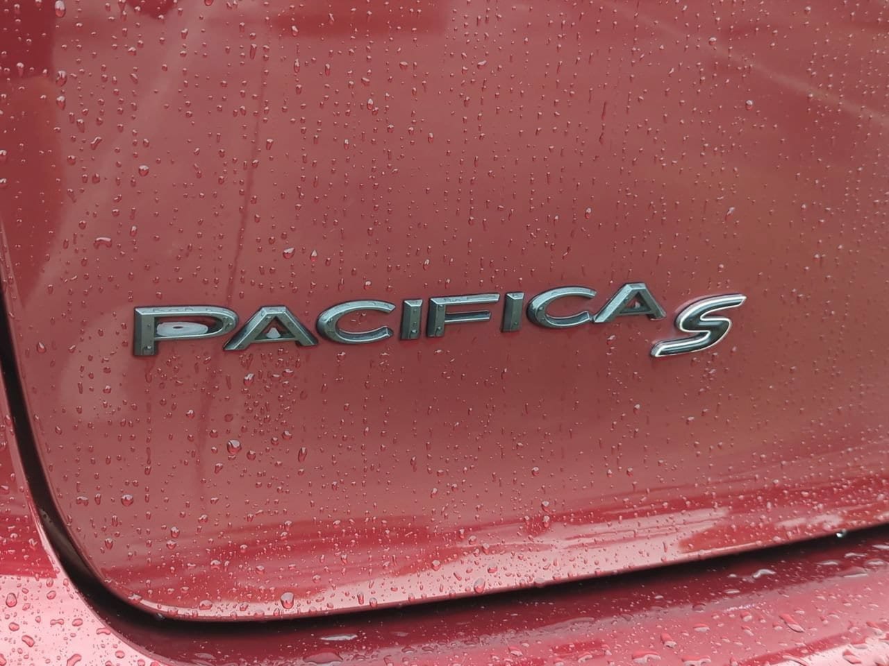 Used 2021 Chrysler Pacifica Touring w/ S Appearance Package FWD image 5