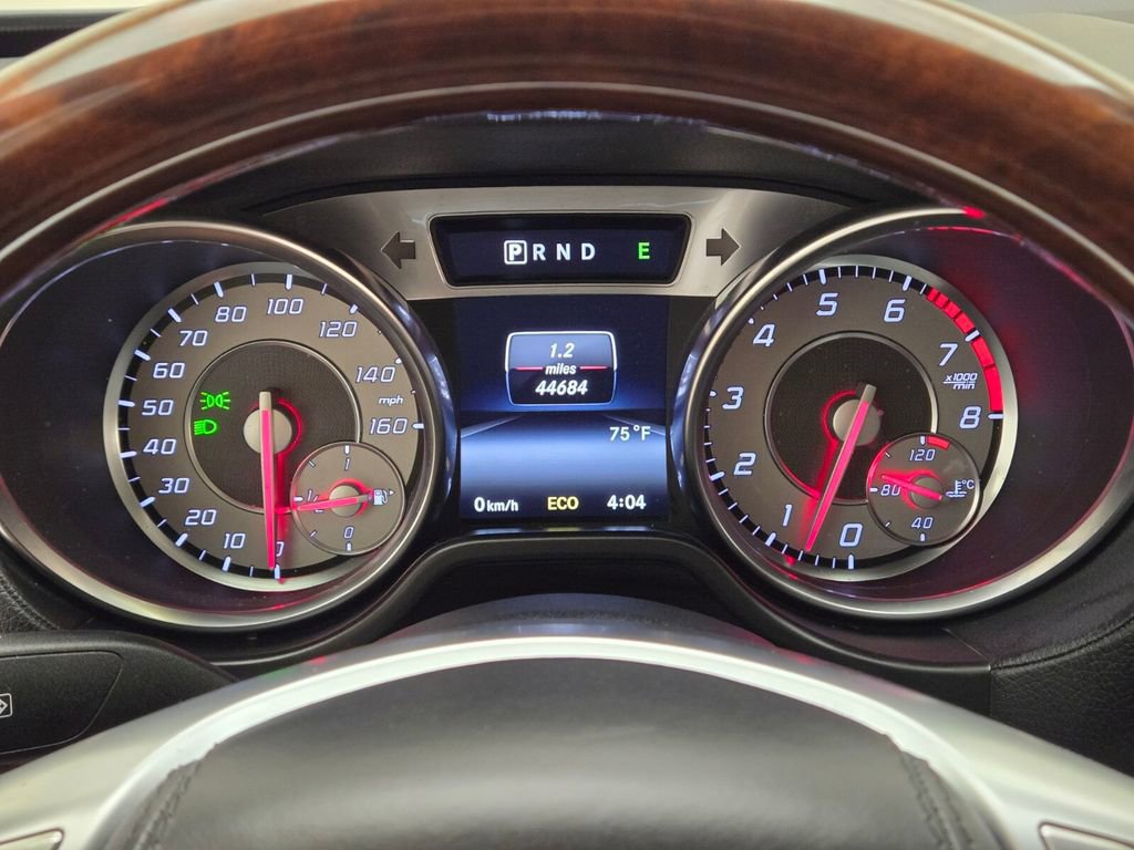 Used 2014 Mercedes-Benz SL 550 image 33