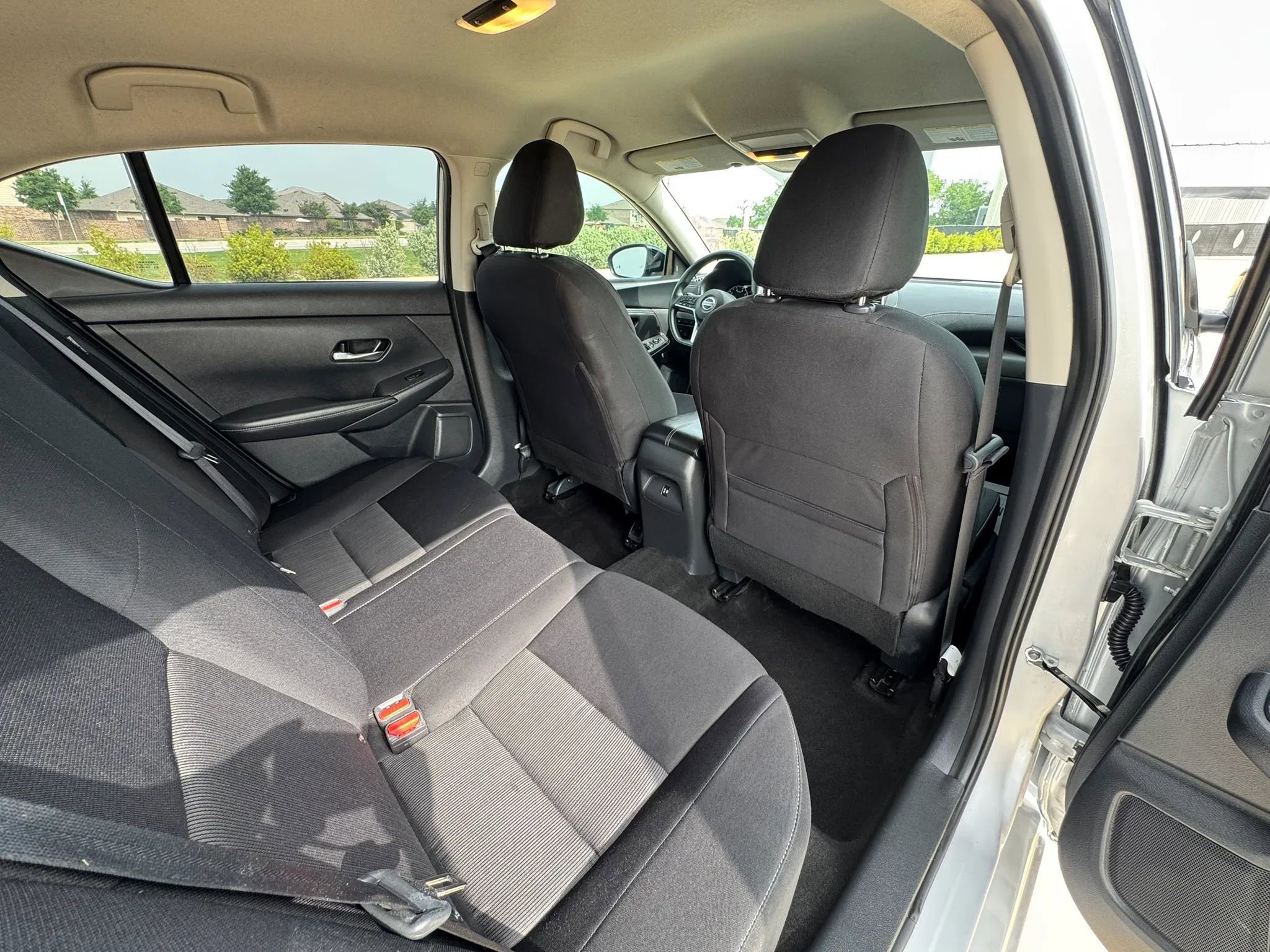 Used 2023 Nissan Sentra SV FWD image 37