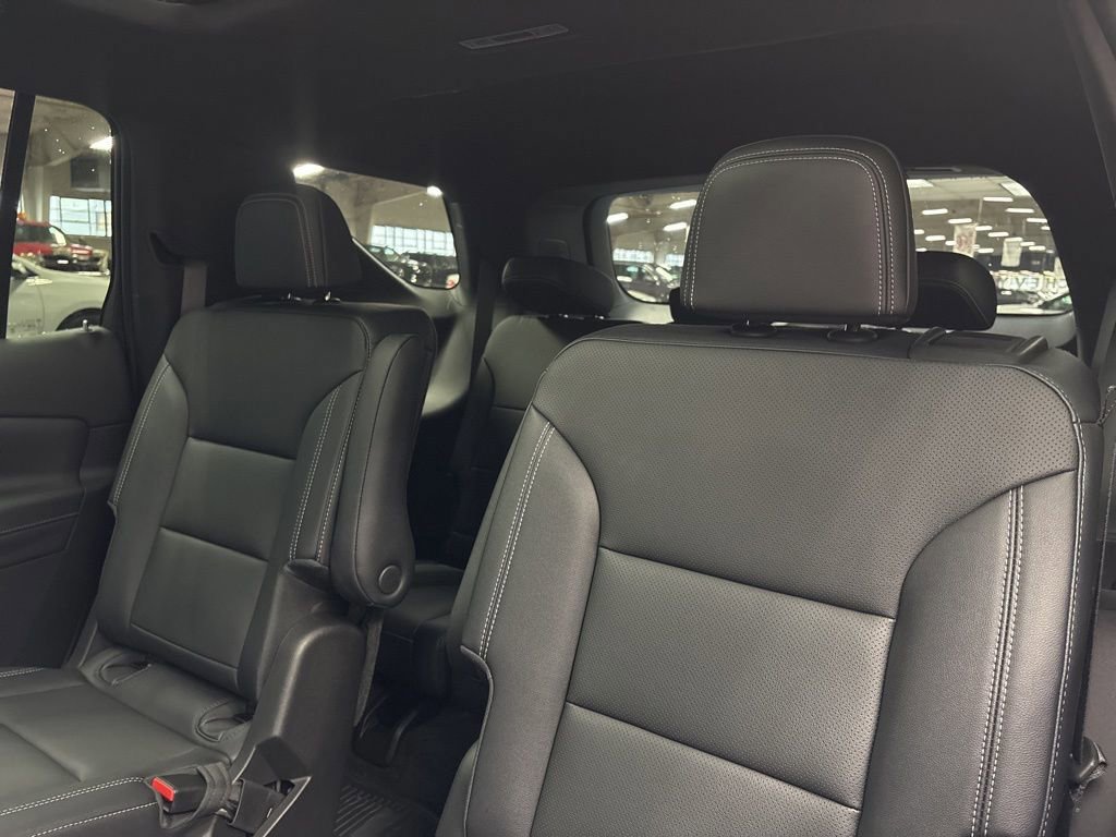 New 2026 Chevrolet Traverse LT w/ Sun and Wheel Package image 21