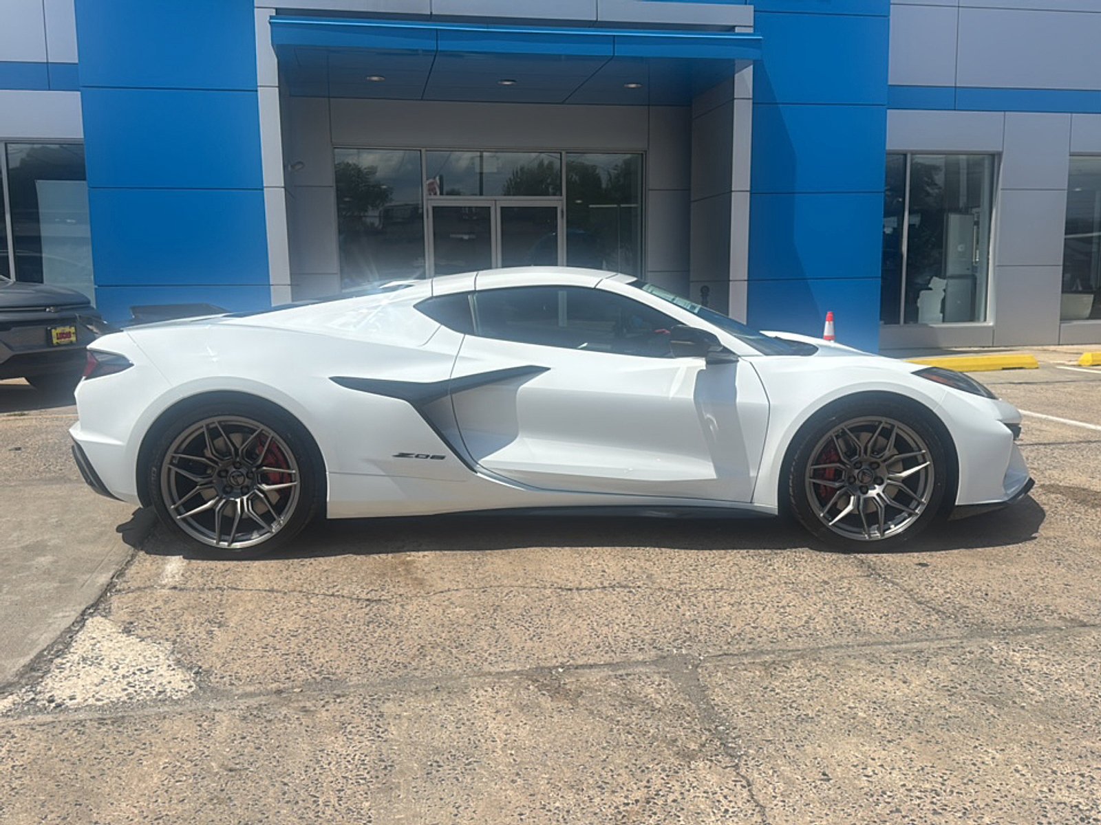 New 2027 Chevrolet Corvette Z06 RWD image 8