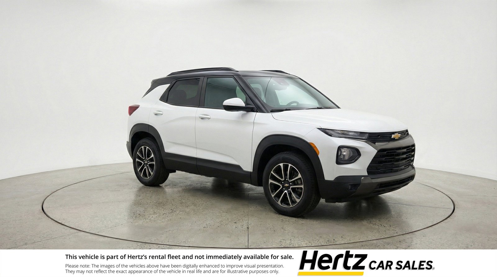 Used 2025 Chevrolet TrailBlazer LT FWD image 1