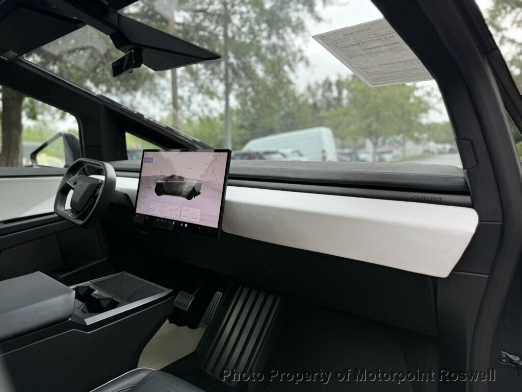 Used 2024 Tesla Cybertruck Cyberbeast AWD/4WD image 22